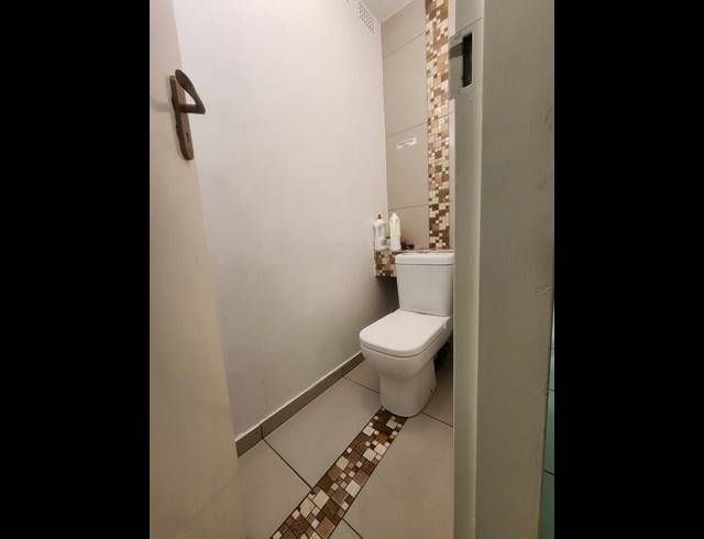 3 BEDROOM PROPERTY TO RENT IN SAVOY ESTATE